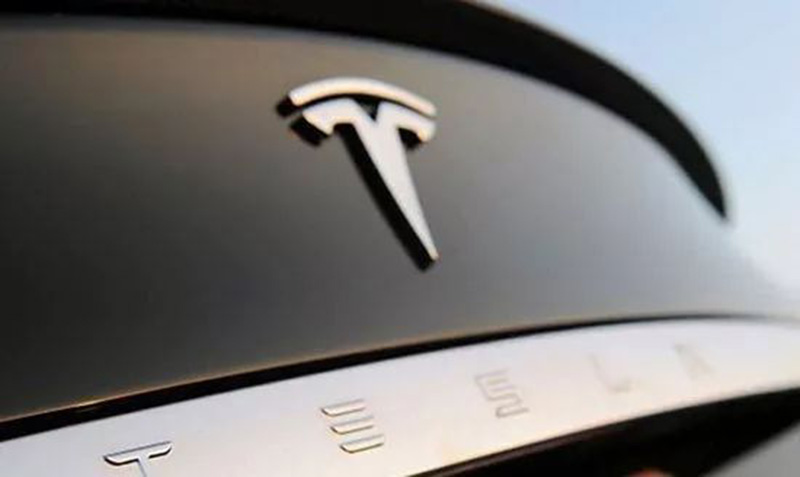 Tesla new enegy power car
