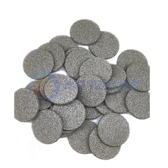 Material metálico poroso 3D revoluciona la industria de las energías renovables: la espuma de níquel impulsa la mejora de las tecnologías de electrodos y catálisis.